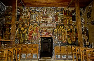 Frescos en la Iglesia de Santa María, Monasterio de Ardenica, Albania